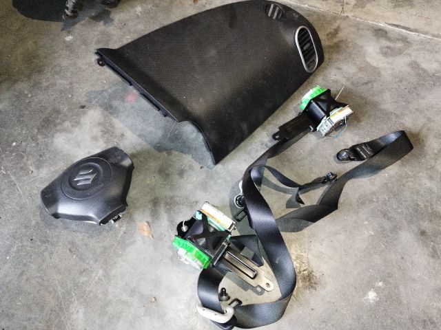 bontott SUZUKI SPLASH Komplett Légzsák Szett