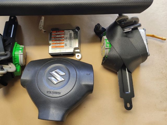 bontott SUZUKI SPLASH Komplett Légzsák Szett