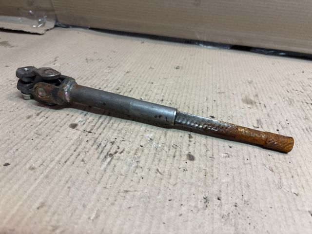 bontott SUZUKI SPLASH Kormánykardán