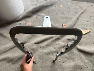 bontott SUZUKI SPLASH Középkonzol Keret