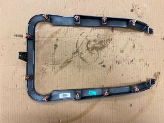 bontott SUZUKI SPLASH Középkonzol Keret