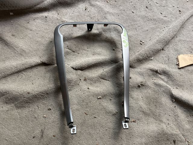 bontott SUZUKI SPLASH Középkonzol Keret