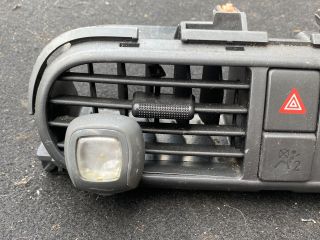 bontott SUZUKI SPLASH Középső Szellőző