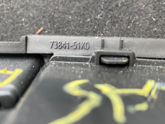 bontott SUZUKI SPLASH Középső Szellőző