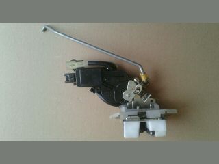 bontott SUZUKI SPLASH Központizár Motor Csomagtérajtó