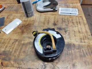 bontott SUZUKI SPLASH Légzsák Átvezető Szalagkábel