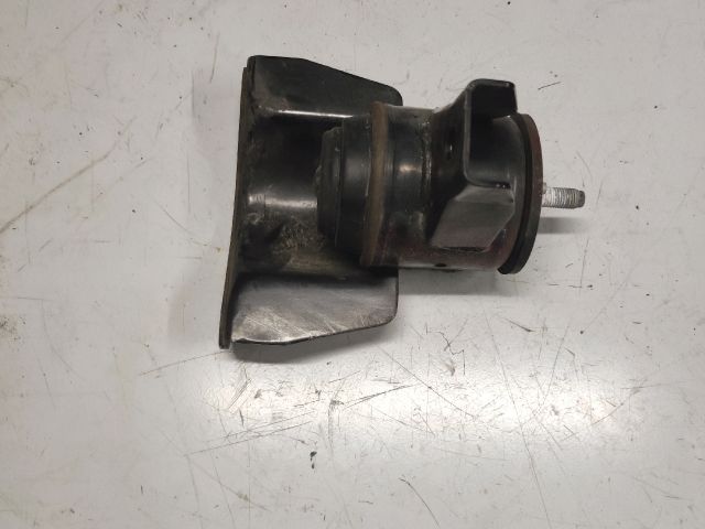 bontott SUZUKI SPLASH Motor Tartó Bak (Pozíciófüggetlen)