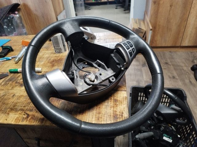 bontott SUZUKI SPLASH Multikormány