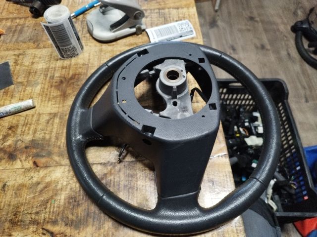 bontott SUZUKI SPLASH Multikormány