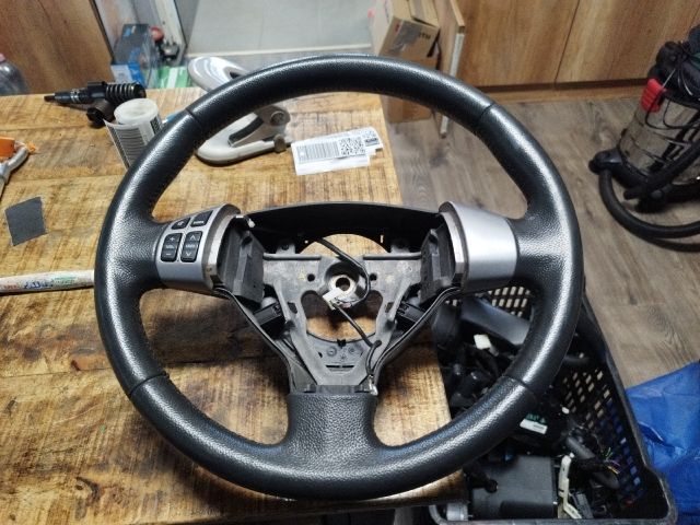 bontott SUZUKI SPLASH Multikormány