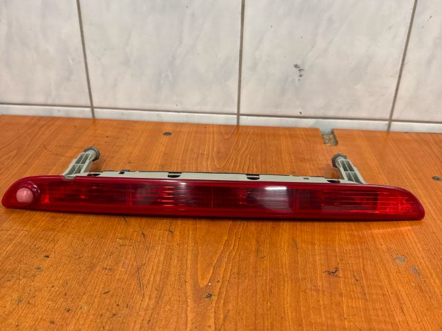 bontott SUZUKI SPLASH Pótféklámpa