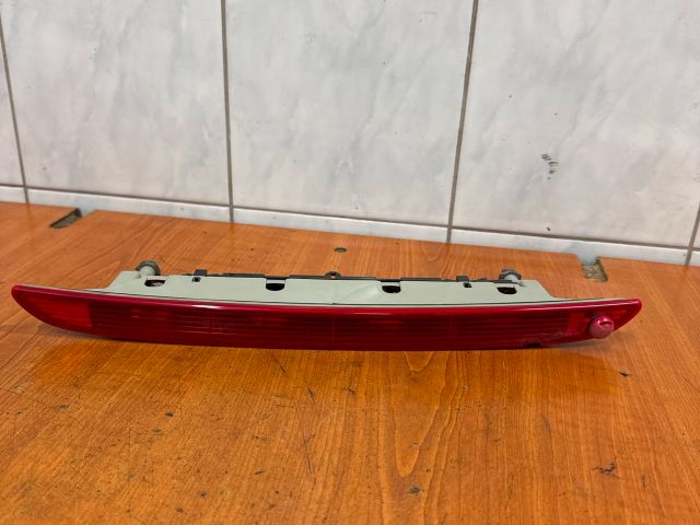 bontott SUZUKI SPLASH Pótféklámpa