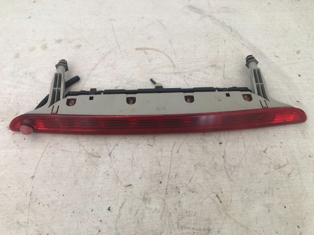 bontott SUZUKI SPLASH Pótféklámpa