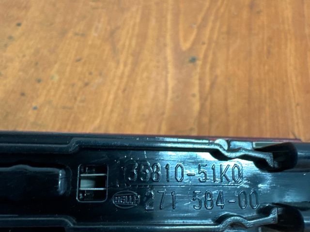 bontott SUZUKI SPLASH Pótféklámpa