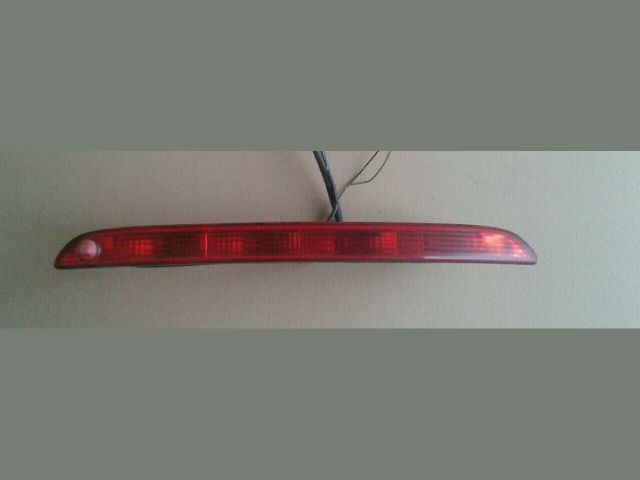 bontott SUZUKI SPLASH Pótféklámpa