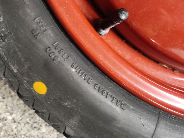 bontott SUZUKI SPLASH Pótkerék