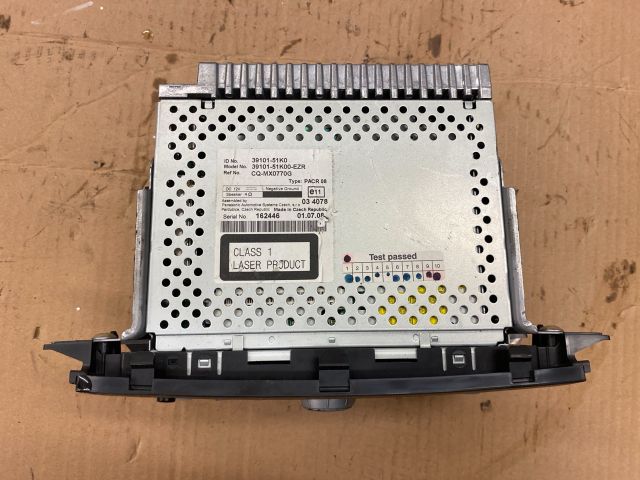 bontott SUZUKI SPLASH Rádió / CD