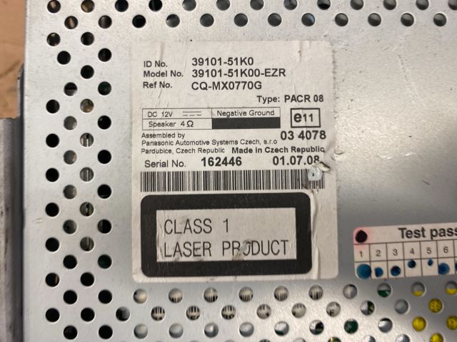 bontott SUZUKI SPLASH Rádió / CD