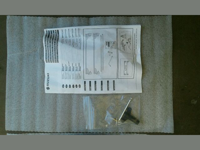 bontott SUZUKI SPLASH Tetőcsomagtartó