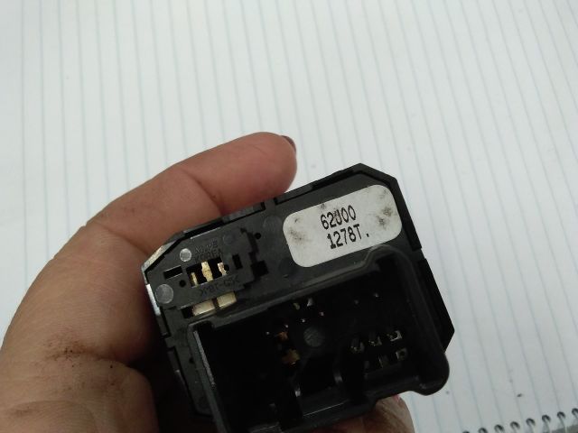 bontott SUZUKI SPLASH Tükör Kapcsoló