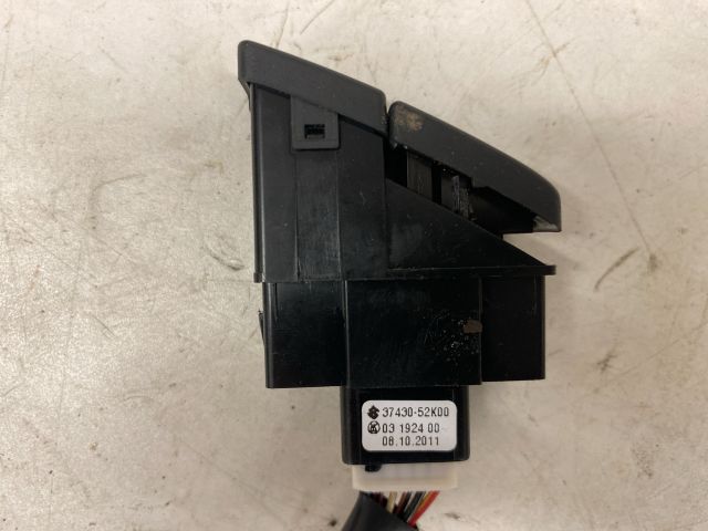 bontott SUZUKI SPLASH Vészvillogó Kapcsoló