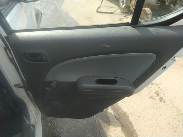 bontott SUZUKI SPLASH Vészvillogó Kapcsoló