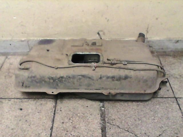 bontott SUZUKI SWIFT I Tank