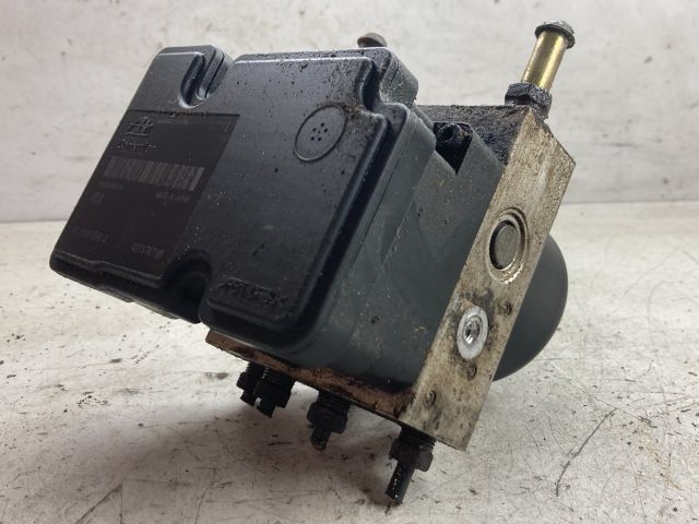 bontott SUZUKI SWIFT I ABS Kocka