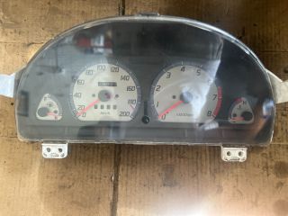 bontott SUZUKI SWIFT I Kilométeróra