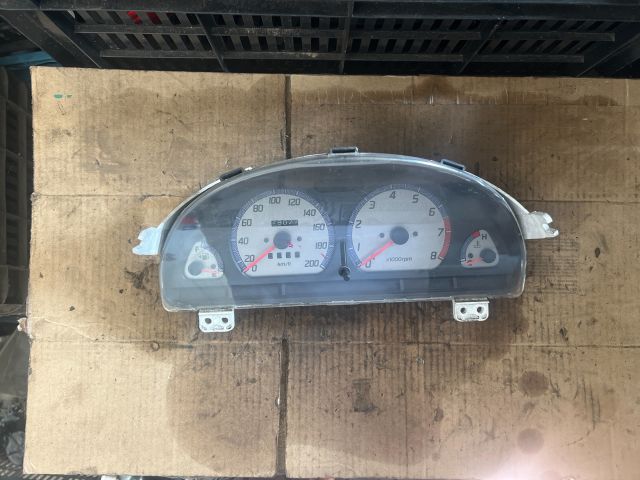 bontott SUZUKI SWIFT I Kilométeróra