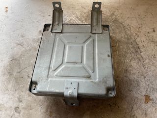 bontott SUZUKI SWIFT I Motorvezérlő