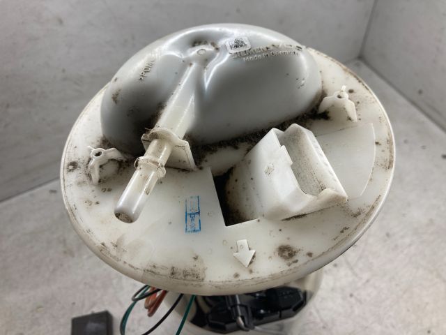 bontott SUZUKI SWIFT I Üzemanyag Szivattyú