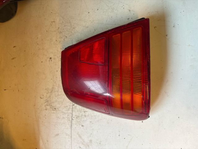 bontott SUZUKI SWIFT I Bal Hátsó Lámpa