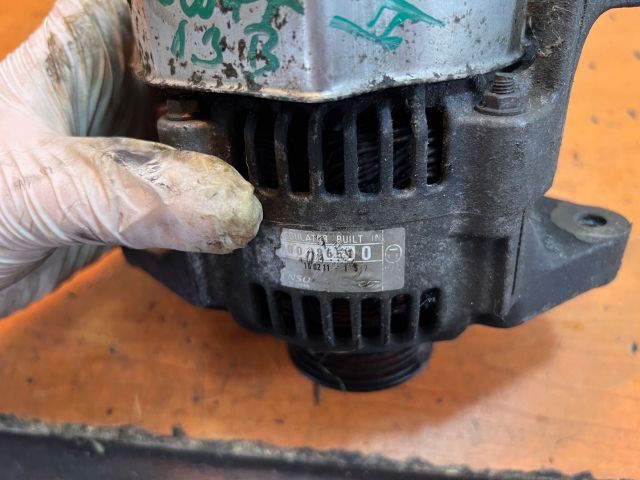 bontott SUZUKI SWIFT I Generátor