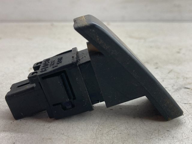 bontott SUZUKI SWIFT I Vészvillogó Kapcsoló