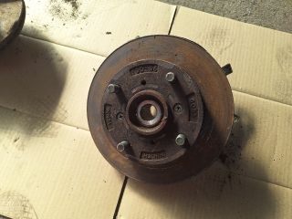 bontott SUZUKI SWIFT II Bal első Csonkállvány Kerékaggyal