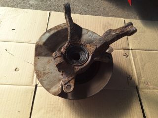 bontott SUZUKI SWIFT II Bal első Csonkállvány Kerékaggyal