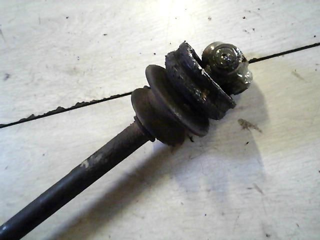 bontott SUZUKI SWIFT II Bal Féltengely