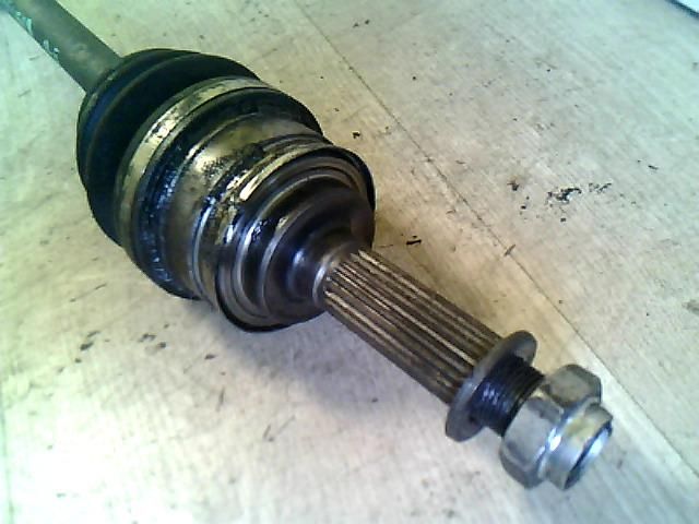 bontott SUZUKI SWIFT II Bal Féltengely