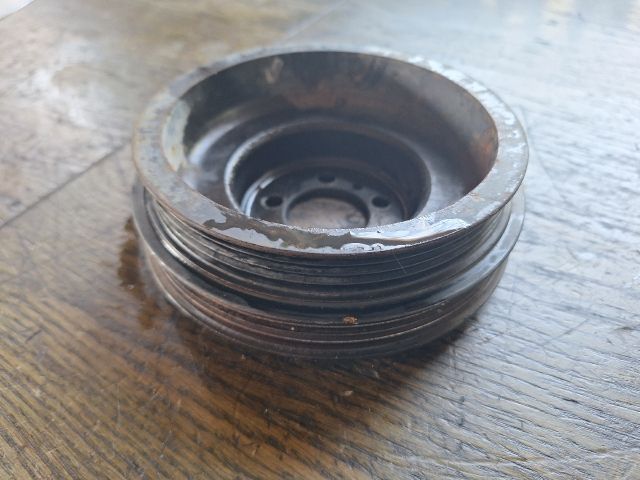 bontott SUZUKI SWIFT II Főtengely Szíjtárcsa