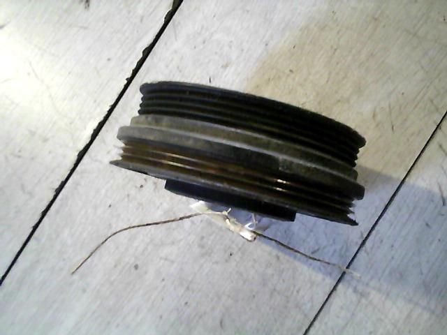 bontott SUZUKI SWIFT II Főtengely Szíjtárcsa