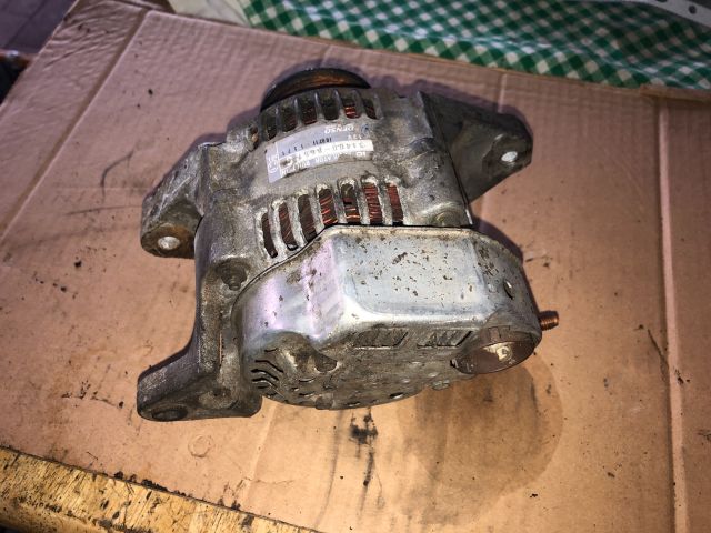 bontott SUZUKI SWIFT II Generátor