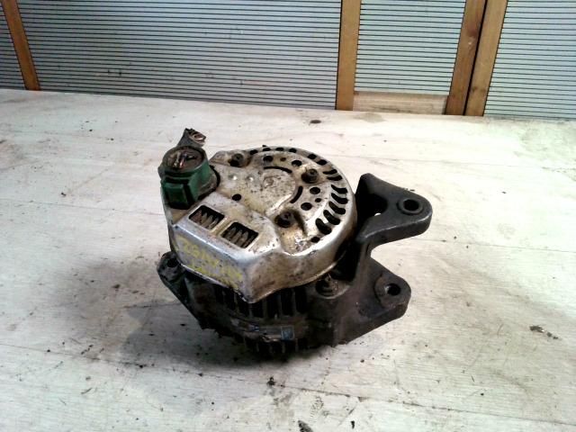 bontott SUZUKI SWIFT II Generátor