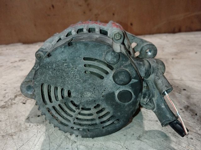 bontott SUZUKI SWIFT II Generátor