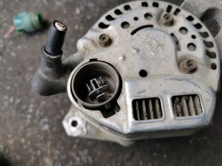 bontott SUZUKI SWIFT II Generátor