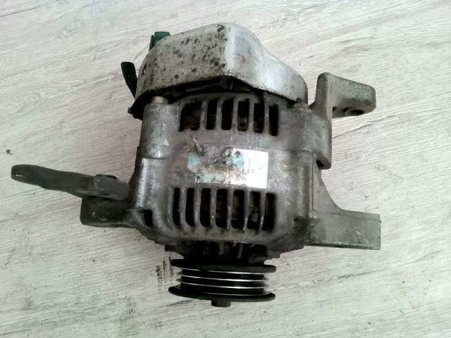 bontott SUZUKI SWIFT II Generátor