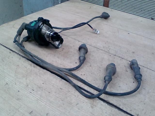 bontott SUZUKI SWIFT II Gyújtáselosztó és Gyertya Kábel