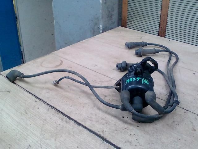 bontott SUZUKI SWIFT II Gyújtáselosztó és Gyertya Kábel