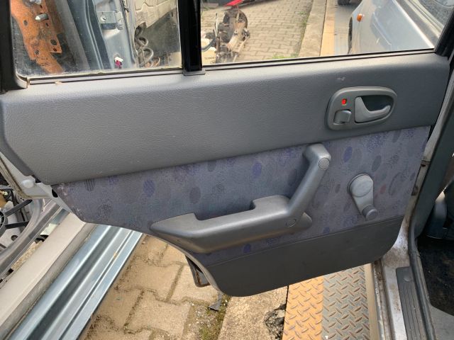 bontott SUZUKI SWIFT II Gyújtáskapcsoló Házzal