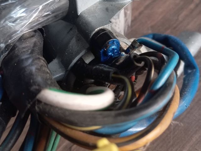 bontott SUZUKI SWIFT II Gyújtáskapcsoló